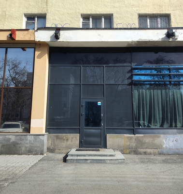 Снять  помещение свободного назначения
