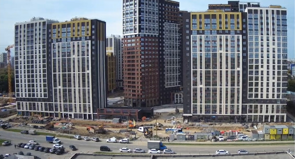 Купить --комнатную квартиру