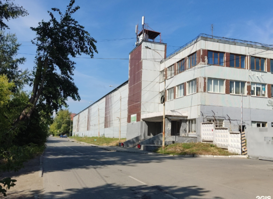Снять  помещение свободного назначения