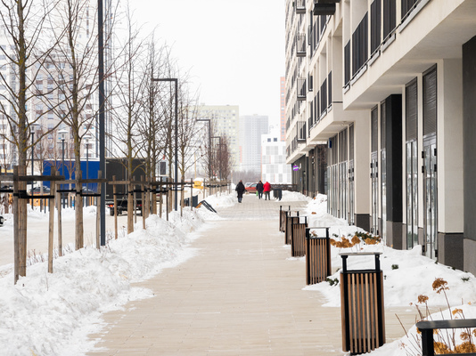 Снять  помещение свободного назначения